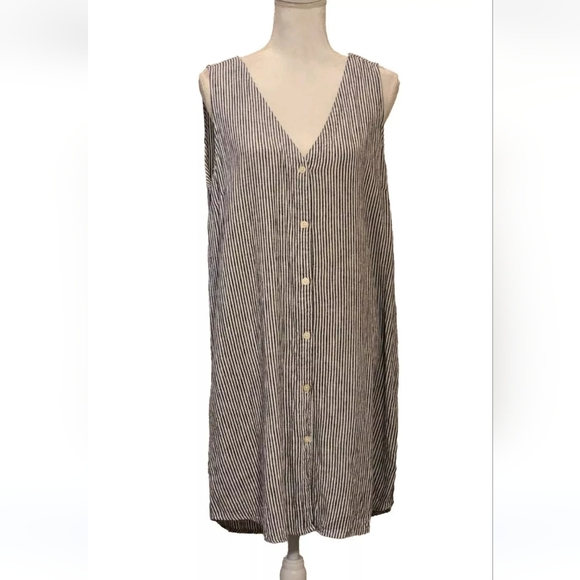 GAP Dresses & Skirts - GAP BlueWhite Stripe Knee Length Beach Resort  Lounge Wear Linen Blend Dress L